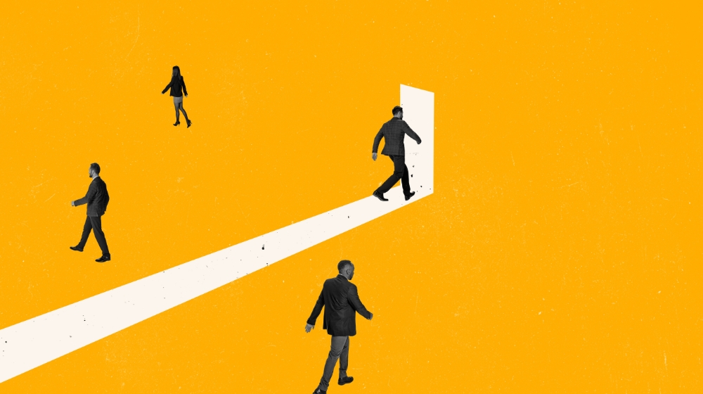 Quiet quitting contrast between passionate engagement and disengagement from workplace misalignment